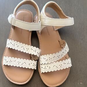 cupcakes & cashmere Cream Scalloped Triple-Strap Kids Sandals